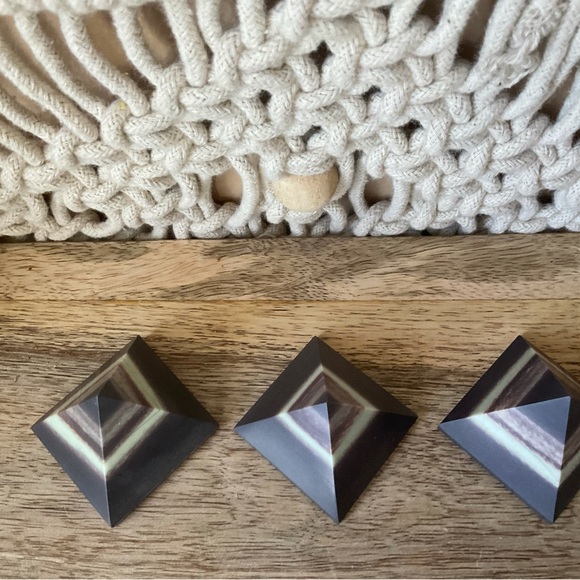 Chocolate Calcite Pyramids RARE ❤️Valentine’s - Picture 3 of 7